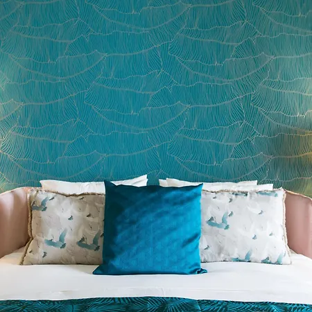 Luxury Retreat! 2 Suites, Balcony & Views!! Lejlighed Lisboa